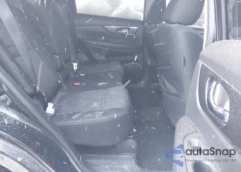 2017 Nissan Rogue Sv z USA, uszkodzony, nr VIN KNMAT2MVXHP532887